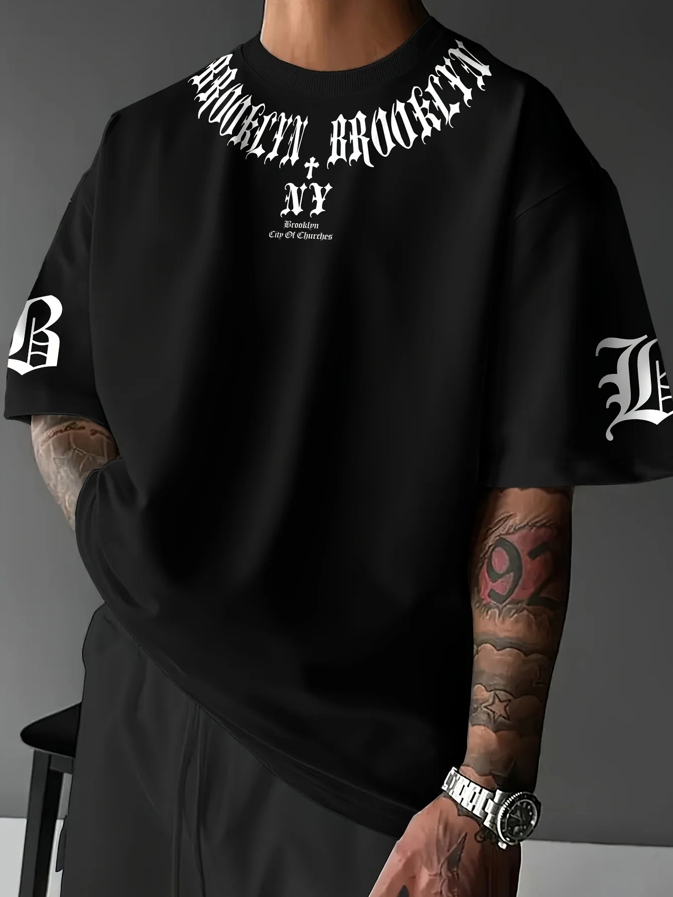 A popular Chicago men's T-shirt for summer 2025 Casual fashionable breathable and lightweight outdoor men's T-shirt