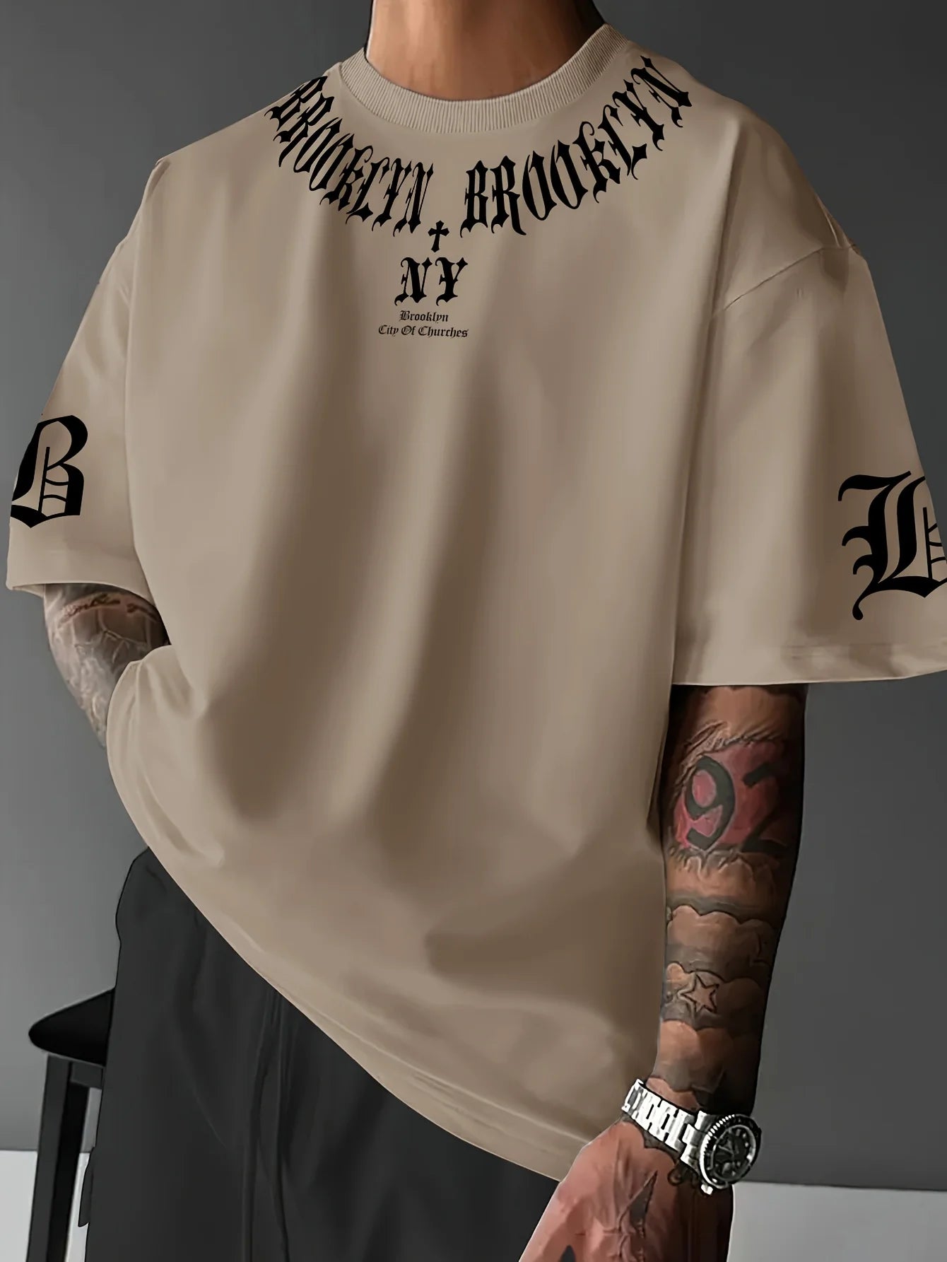 A popular Chicago men's T-shirt for summer 2025 Casual fashionable breathable and lightweight outdoor men's T-shirt